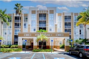 9805 Nw 52nd St 213, Doral