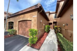 1566 Coronado Rd 4-34, Weston