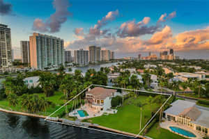 288 S Parkway Pkwy, Golden Beach