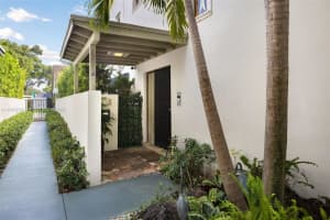 6650 Sw 71st Ln 3, South Miami