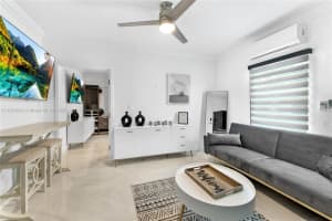 91865 Overseas Hwy 104, Tavernier