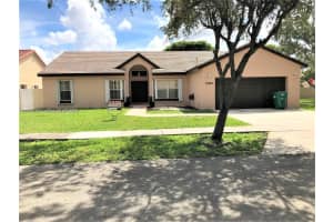 19303 Nw 87th Ct Cir 1, Hialeah