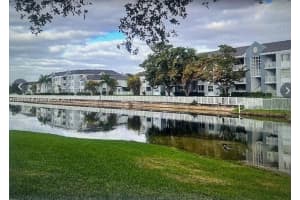 8560 Sw 212th St 301, Cutler Bay