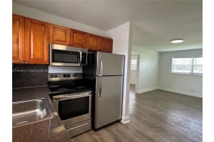 5661 Sw 36th Ct 205, Davie