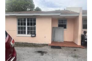 571 Ne 136th St 571, North Miami