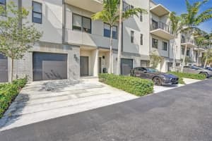 516 Se 1st Cir, Pompano Beach