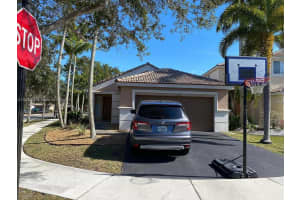 1205 Canary Island Dr 0, Weston