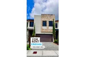 7924 Nw 105th Ave 7924, Doral