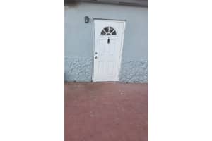 359 W 12th St 2, Hialeah