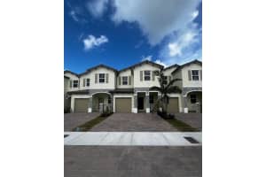 2813 Se 25th Ave 2813, Homestead