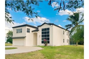14300 Sw 177th Ave, Miami