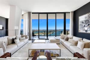 1000 Biscayne Blvd 4901, Miami
