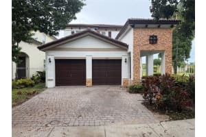 2479 Ne 4th St, Homestead