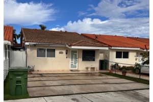 11425 Nw 87th Pl, Hialeah Gardens