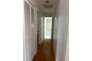 4708 Sw 8 Place 203, Cape Coral