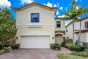 8868 Nw 101st Pl, Doral