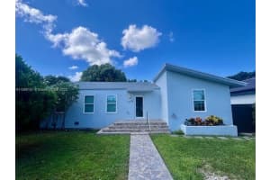 248 Carlisle Dr, Miami Springs