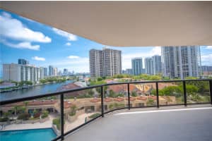 19667 Turnberry Way 7b, Aventura