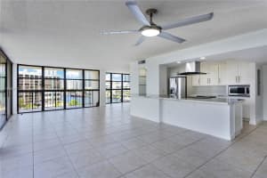 200 Leslie Dr 709, Hallandale Beach