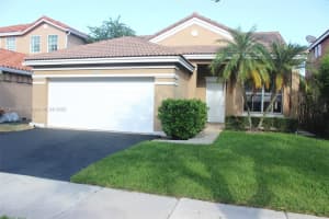 959 Falling Water Rd, Weston