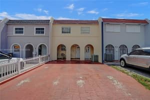 6925 W 3rd Ave, Hialeah