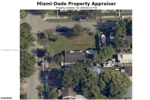 1300 Nw 43rd St, Miami