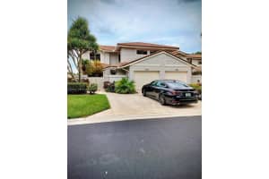 551 Prestwick Cir 551, Palm Beach Gardens