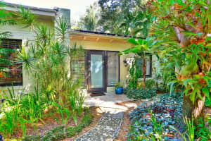 2035 Tigertail Ave, Coconut Grove