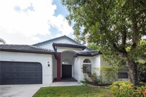 5776 Nw 56th Mnr, Coral Springs