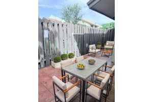 150 Sw 97th Ave, Pembroke Pines