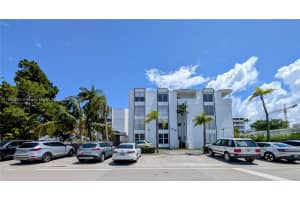 1075 93rd St 401, Bay Harbor Islands