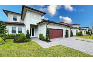 12347 Sw 43rd Ct, Davie