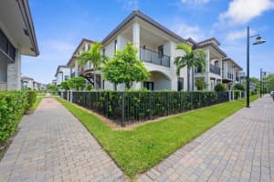 4712 Nw 83rd Ave 0, Doral