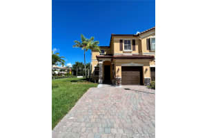 11389 Nw 87th Ln 1, Doral