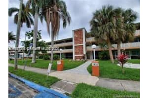 1450 Ne 170th St 109, North Miami Beach