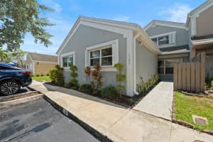 1382 Nw 123rd Ave, Pembroke Pines