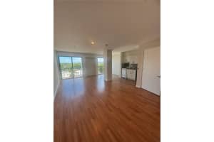 5789 Sw 72nd St 5789, South Miami