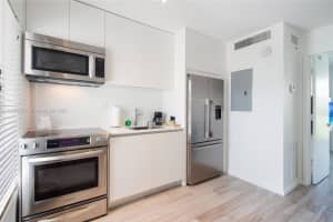 285 Sunrise Drive 210, Key Biscayne