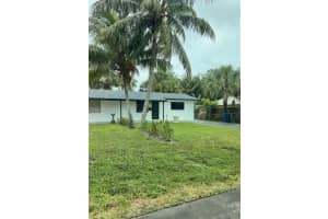 2927 Sw 19th St 1-2, Fort Lauderdale