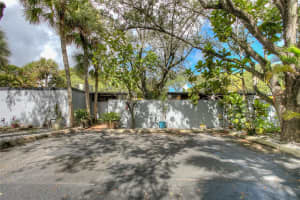 16332 E Oak Walk 16332, Miami Lakes 16332 E Oak Walk 16332, Miami Lakes