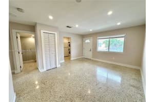 174 E 5th St 5, Hialeah