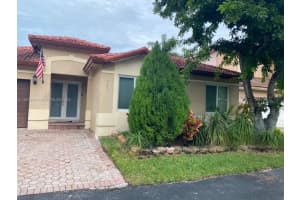 9051 Sw 215th Ter, Cutler Bay