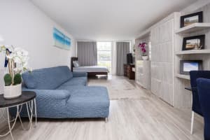 501 Three Islands Blvd 117, Hallandale Beach