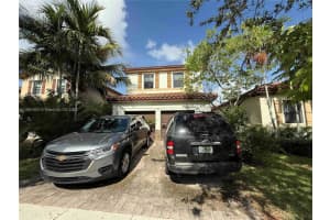 698 Se 34th Ter, Homestead