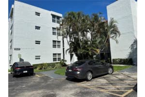 9441 Evergreen Pl 203, Davie