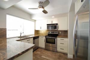3010 Willow Ln 264, Hollywood