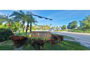 2986 S University Dr 8104, Davie