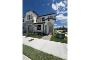 2652 Se 28th St, Homestead