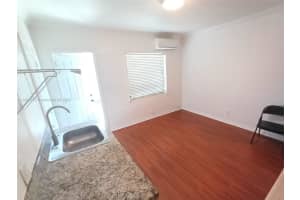 919 N 19th Ave B, Hollywood
