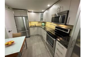 6039 Collins Ave 1205, Miami Beach
